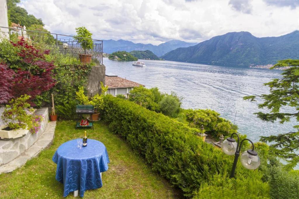 Apartment With Lake View Sala Comacina Luaran gambar